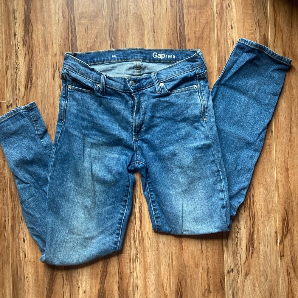 Gap Straight Leg Mom Jeans